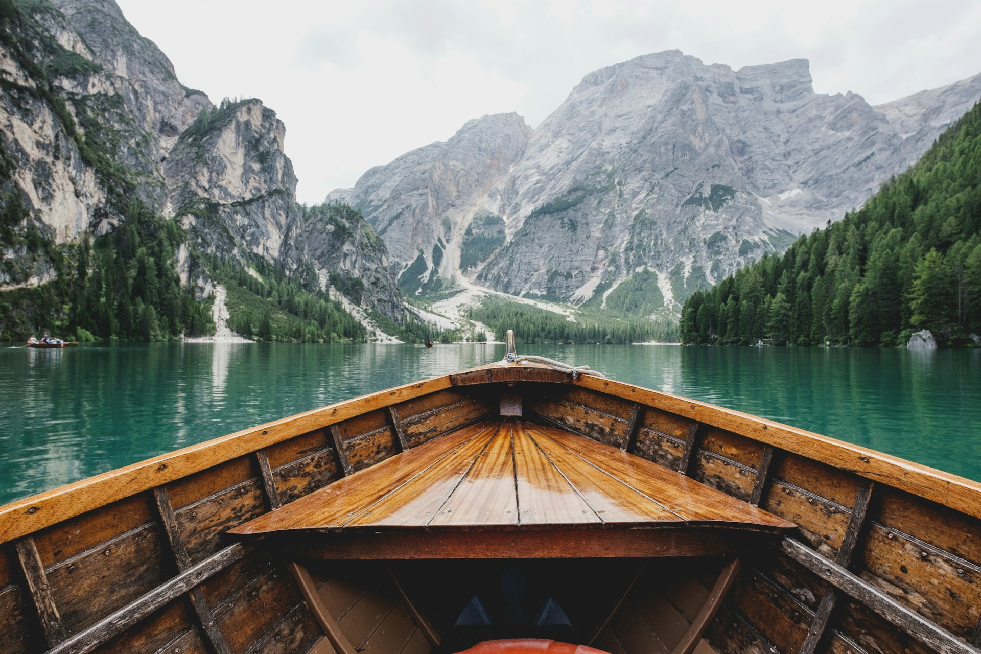 luca bravo O453M2Liufs unsplash 1